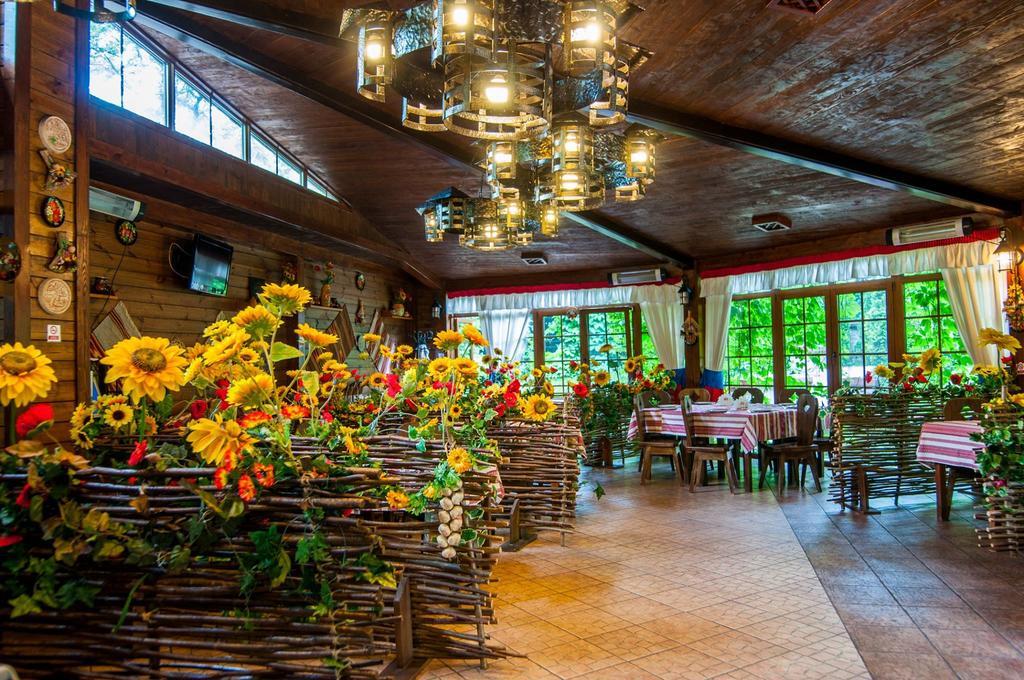 Kolyba House Otel Kiev Dış mekan fotoğraf