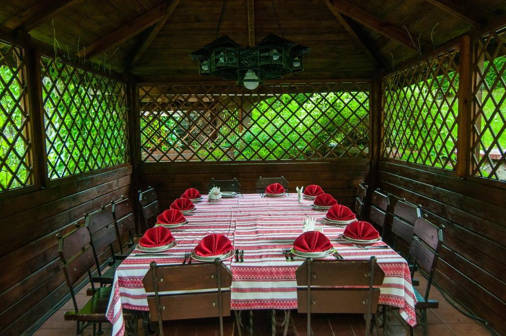 Kolyba House Otel Kiev Dış mekan fotoğraf