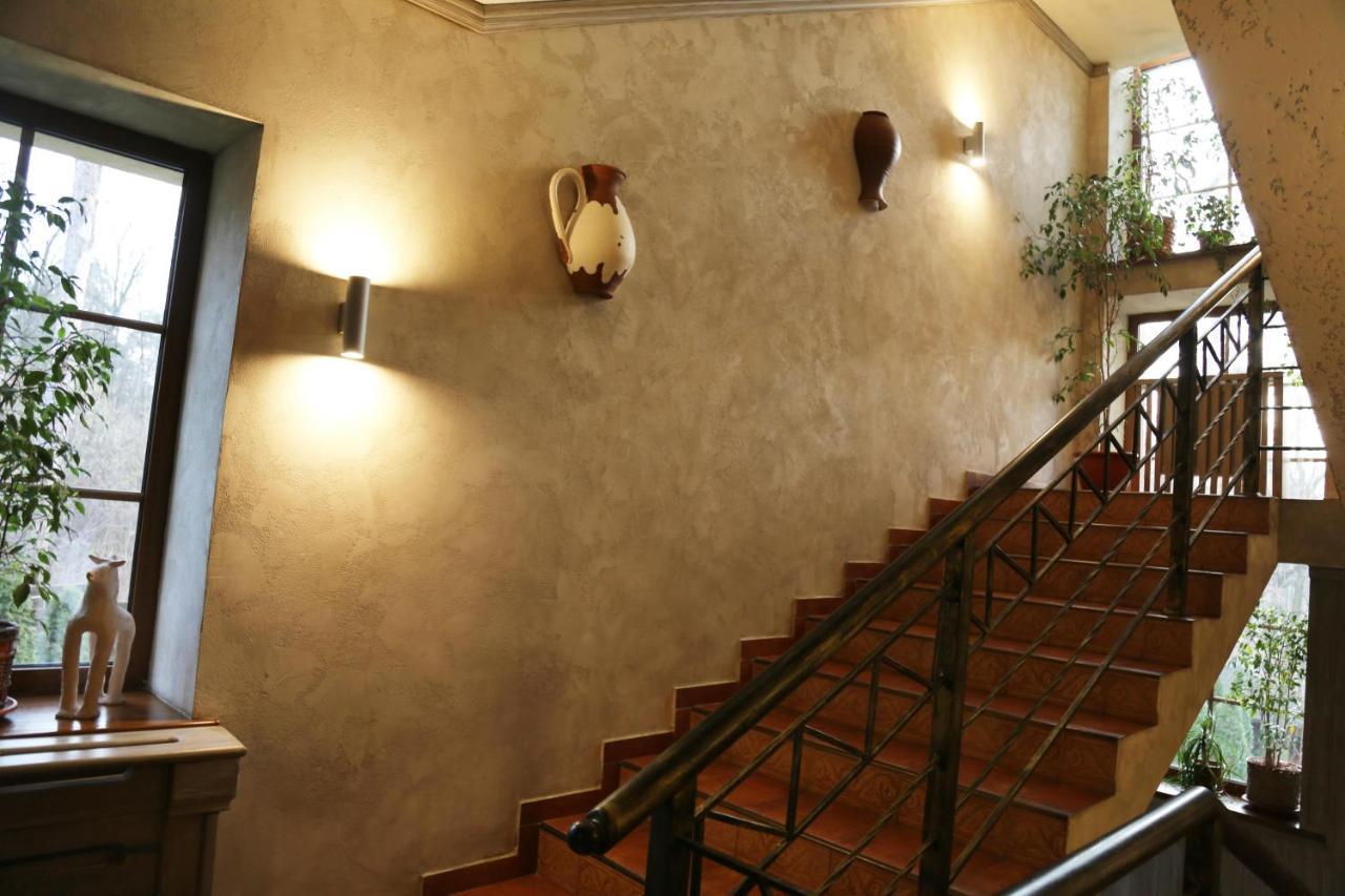 Kolyba House Otel Kiev Dış mekan fotoğraf